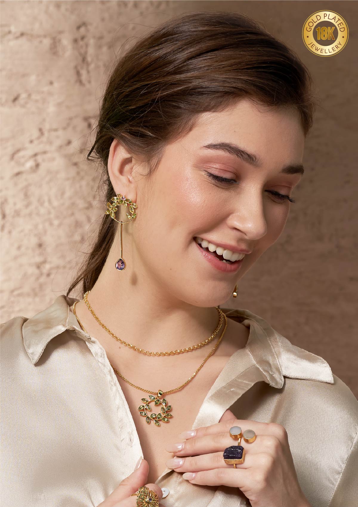 Circlet Peridot Pendant Necklace - IshqMe