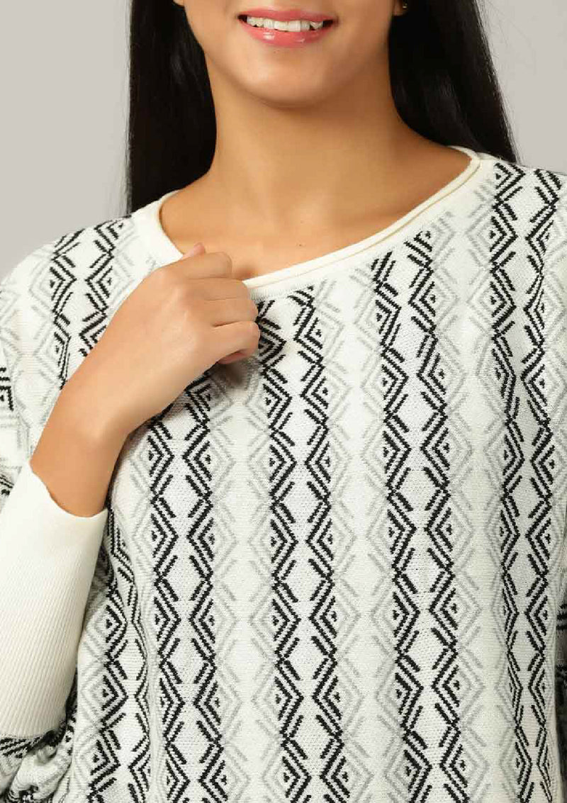 Batwing Pullover - White & Black