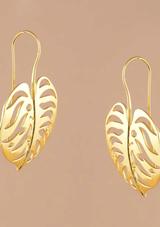 leaf design gold earrings