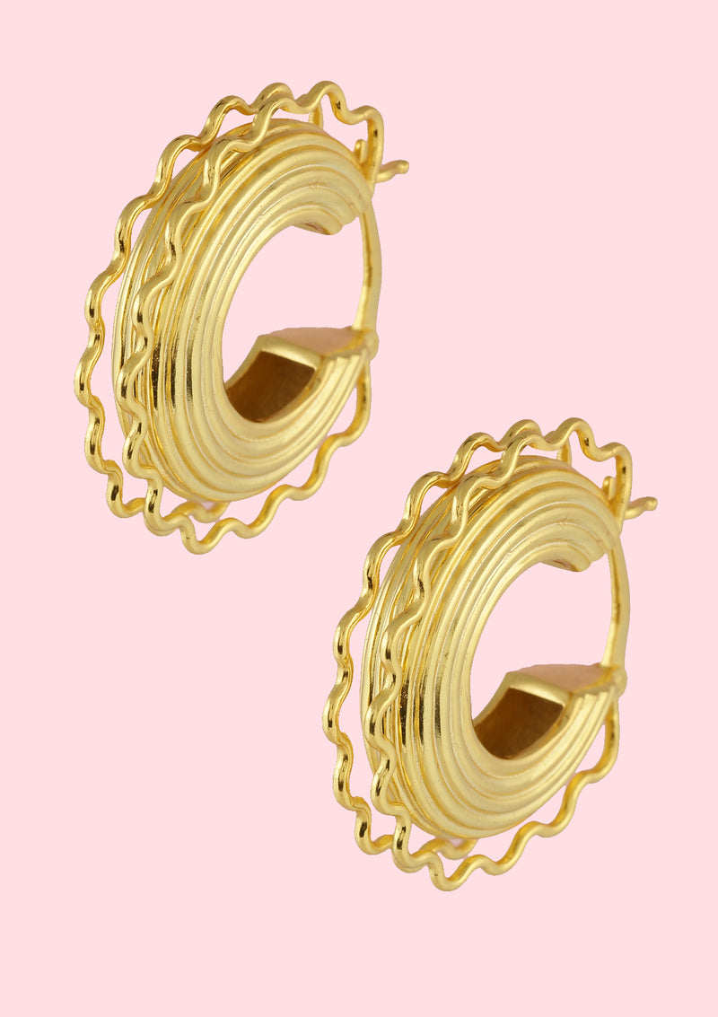 wavy gold hoop earrings