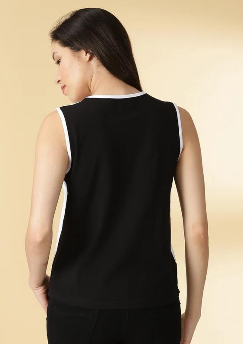 black and white sleeveless shirt, black and white sleeveless top