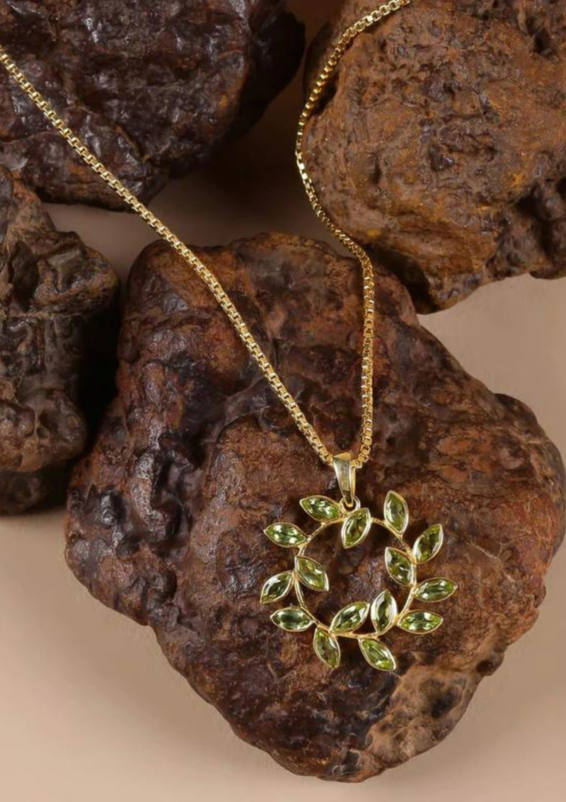 Circlet Peridot Pendant Necklace